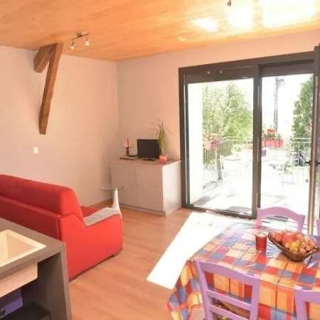 House - 2 Pers, 48 M2, 2/1 Viazac